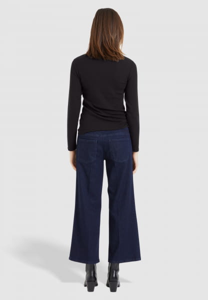Long sleeve shirt from ribbed knit