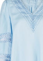 Linen blouse with lace trim