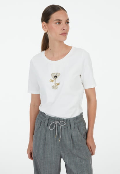 T-shirt with pearl appliqué