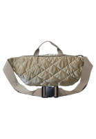 Tasche aus schimmernder Optik