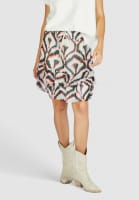 Ruffled skirt with ikat print