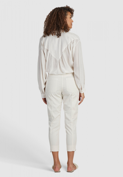Cargo trousers in structured cotton