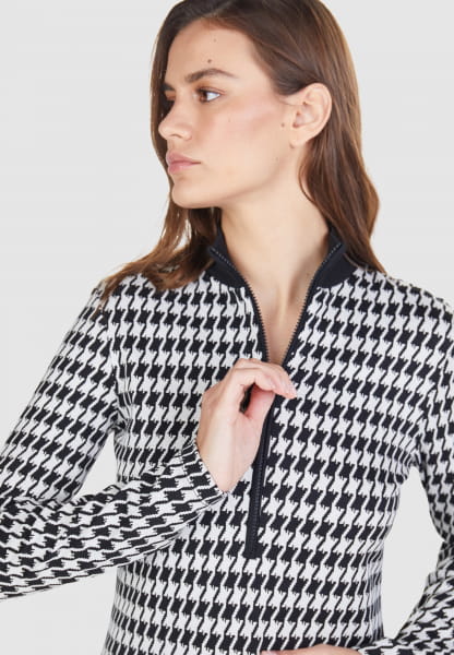 Long sleeve dress with houndstooth pattern