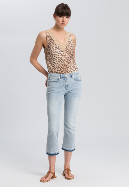 Blouse top with Leo-print