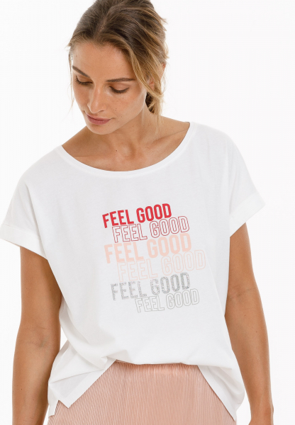Shirt with "Feel Good" statement print