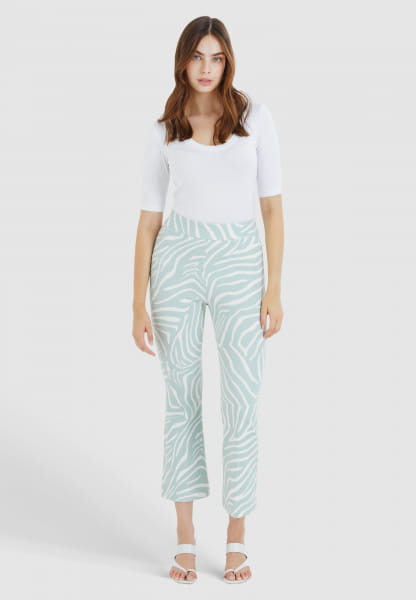 T-shirt with deep neckline