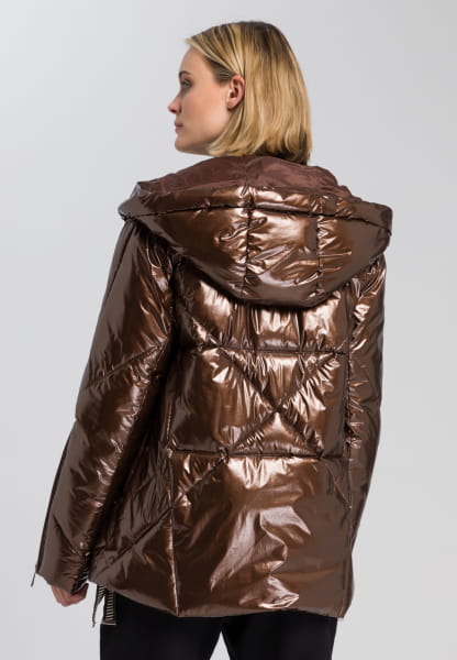 Outdoor jacket in metallic style