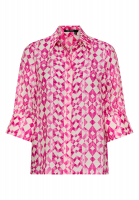 Shirt with pink print