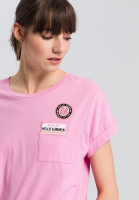 T-shirt with embroidered badge