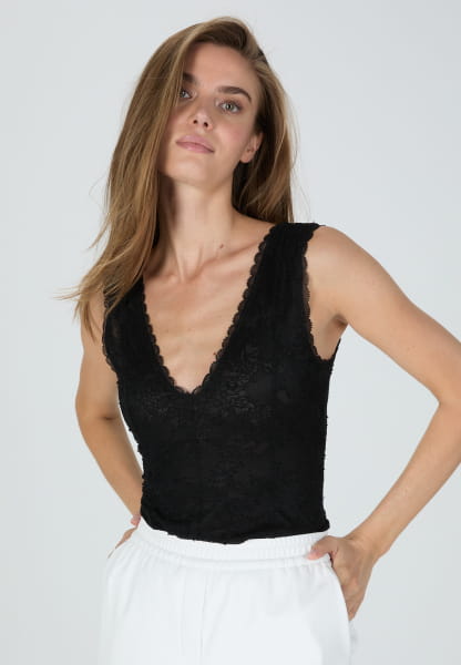 Lace top made from stretch jersey lace