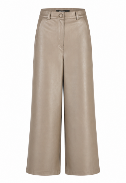 Hose aus weichem Faux Leather