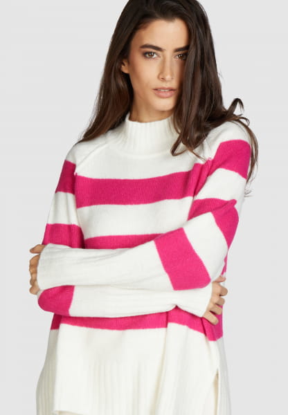 Turtleneck-Pullover mit Ringeln