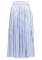 Pleated skirt with gleaming look