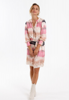 Dress in soft flowing viscose quality