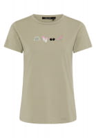 Shirt with embroidery