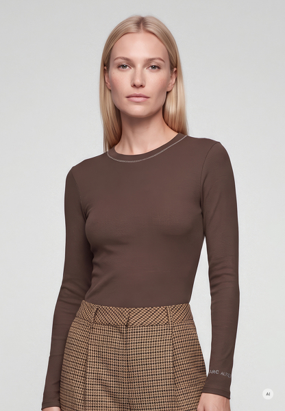 Ribbed shirt with decorative ribbon