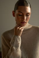 Pullover mit Perlen-Applikation