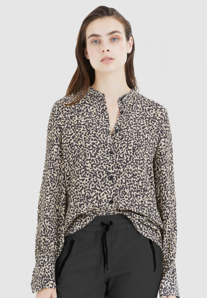 Blouse with minimal leopard print