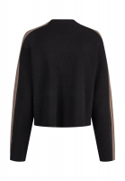 Sweater with contrasting stripes