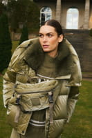 Puffer-Jacke aus schimmernder Optik