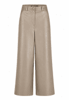 Hose aus weichem Faux Leather