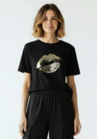 T-shirt with kissing mouth print