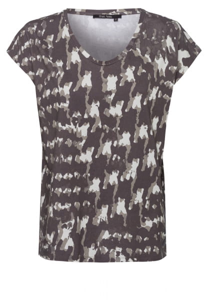 T-shirt with abstract camouflage print