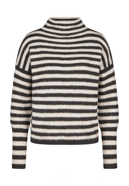 Striped sweater in a boxy look