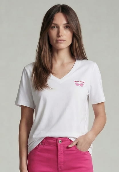 Shirt with back print