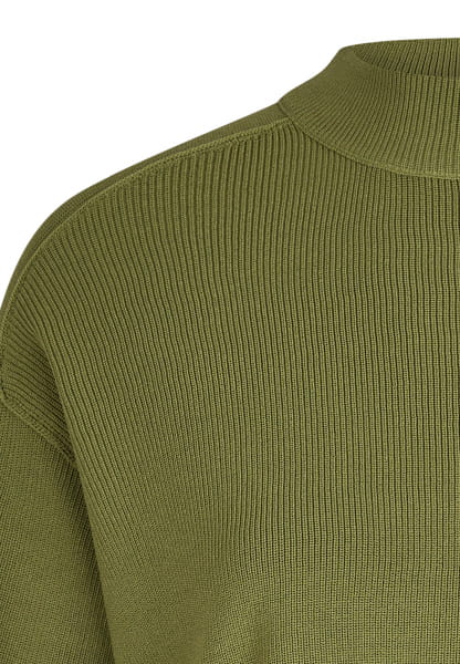 Pullover mit weiten Ärmeln