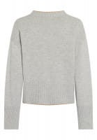 Pullover with zipper detail
