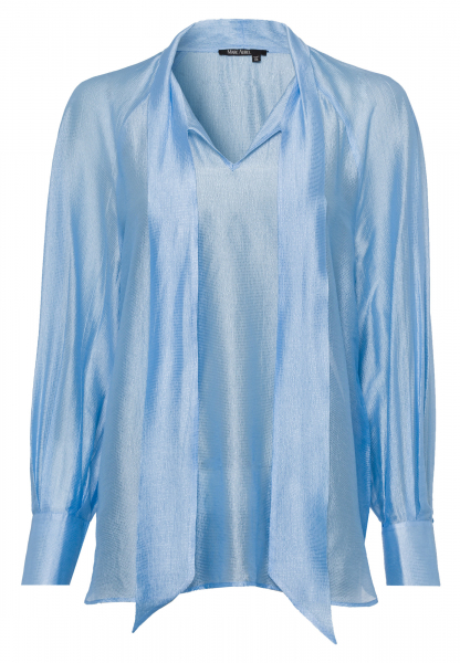 Slip-on blouse with a wide loop
