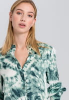 Shirt blouse with batik print