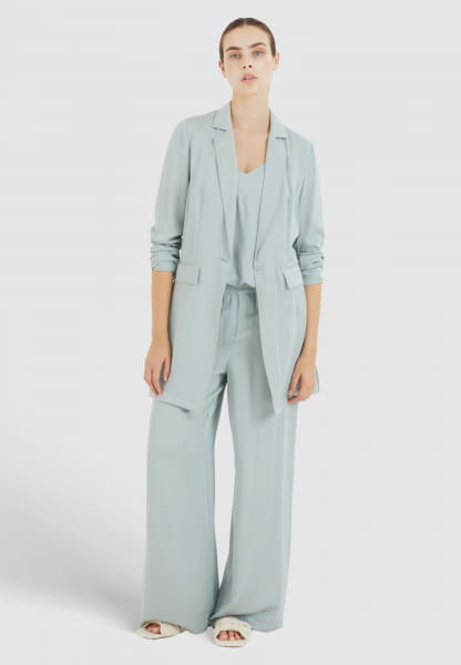 Longblazer from flowing satin