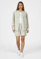 Shorts made from sustainable Tencel