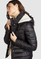 Buffer jacket with quilted panels