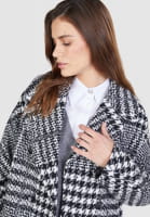 Bouclé coat with houndstooth pattern