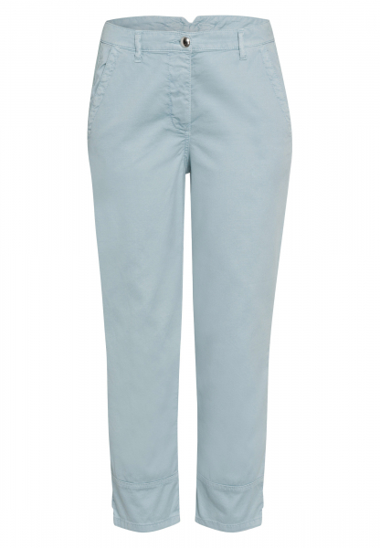 Chino made from textured cotton with mesh band