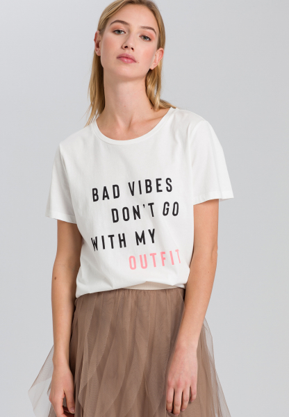 T-shirt with writing and neon detail
