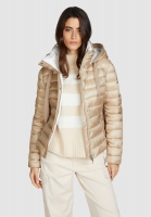 Buffer jacket with quilted panels
