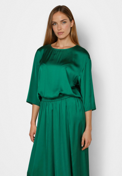 Top aus leichtem Satin