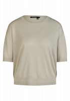 Sweater with sparkling effect