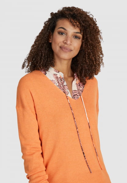 Sweater with elegant V-neck