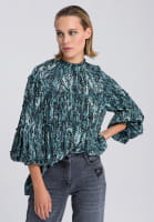 Slip-on blouse with detailed reptile print