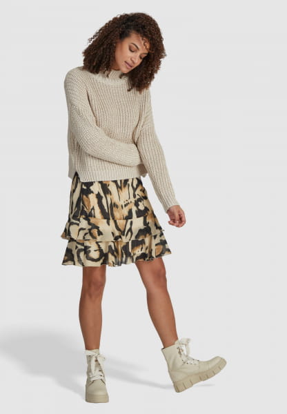Mini skirt with leopard print