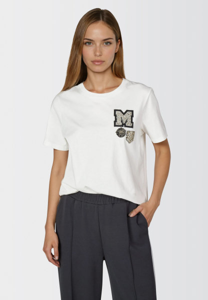 T-shirt with appliqués
