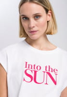 Shirt with "Into the Sun" motto print