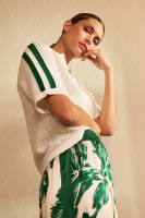 Pullover mit Kontraststreifen