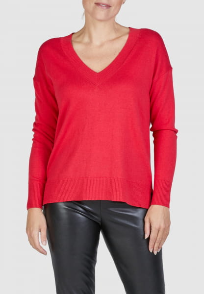 V-neck sweater made of high-quality cotton-cashmere