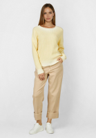 Sweater with spray effect